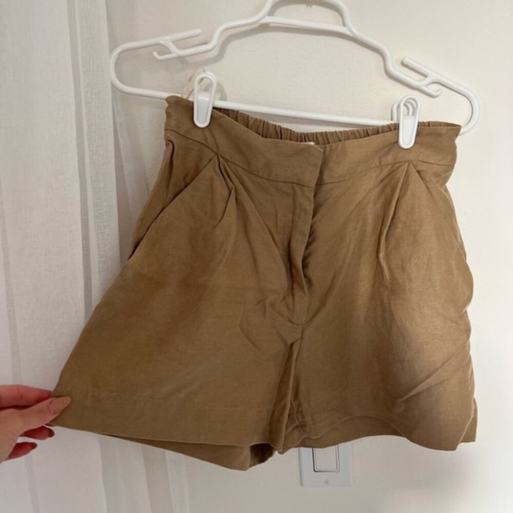 Aritzia Wilfred Linen shorts- size 6